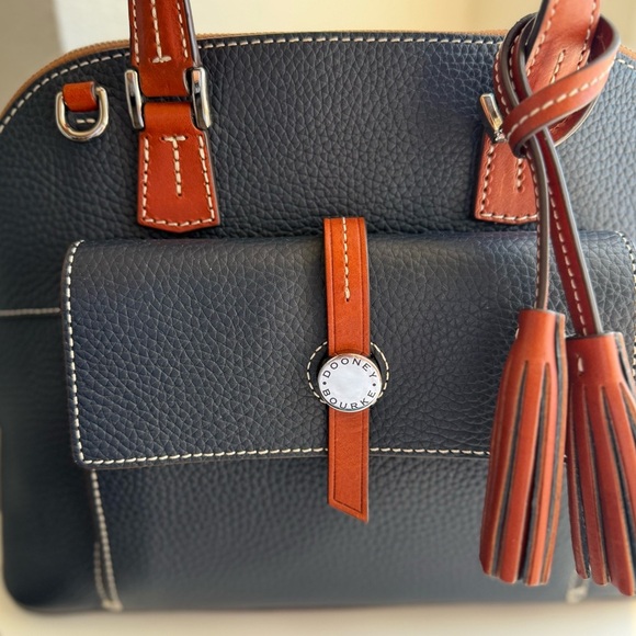 Dooney & Bourke Cambridge Zip Satchel Black and Brown Leather Medium Handbag - Picture 14 of 16